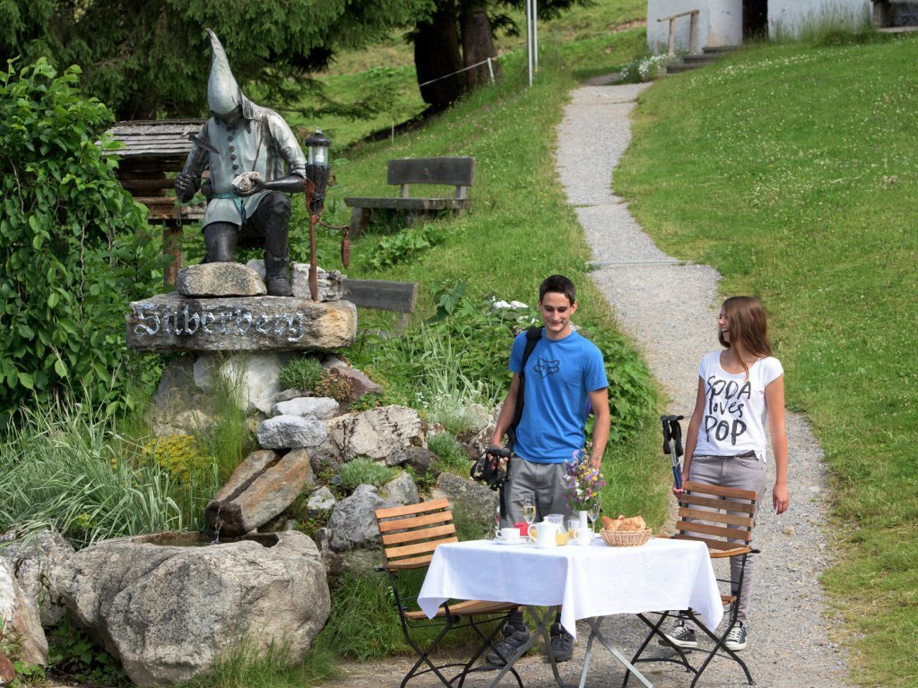 Bergfruehstueck-Sommer-Kristbergbahn-Patrick-Saely-070.jpg