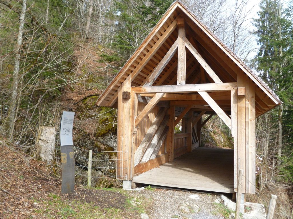 Kommabrücke in Hittisau am Wasserwanderweg